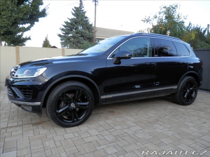 Volkswagen Touareg 3,0 TDi193kW EXECUTIVE ED 2017