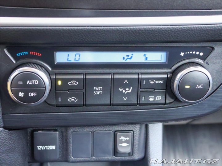 Toyota Auris 1,4 D-4D Touring Sports P 2014