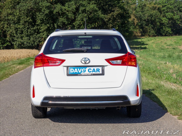 Toyota Auris 1,4 D-4D Touring Sports P 2014