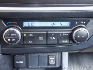 Toyota Auris 1,4 D-4D Touring Sports P 2014