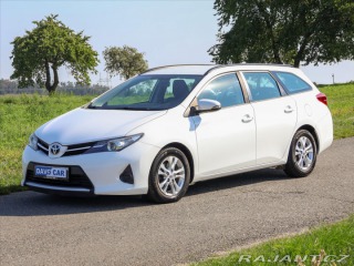 Toyota Auris 1,4 D-4D Touring Sports P 2014