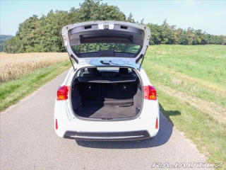 Toyota Auris 1,4 D-4D Touring Sports P 2014