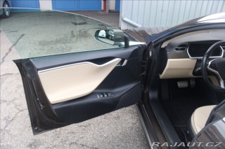 Tesla Model S 0,0 P85 Supercharger Zdar 1800