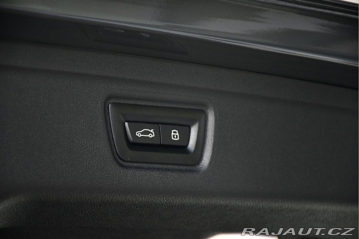 BMW 3 320d M-SPORT xD HUD TAŽNÉ 2023