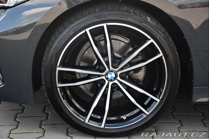 BMW 3 320d M-SPORT xD HUD TAŽNÉ 2023