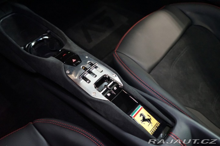 Ferrari 296 GTB ACC*360*ADAS*LIFT*ZÁR 2024