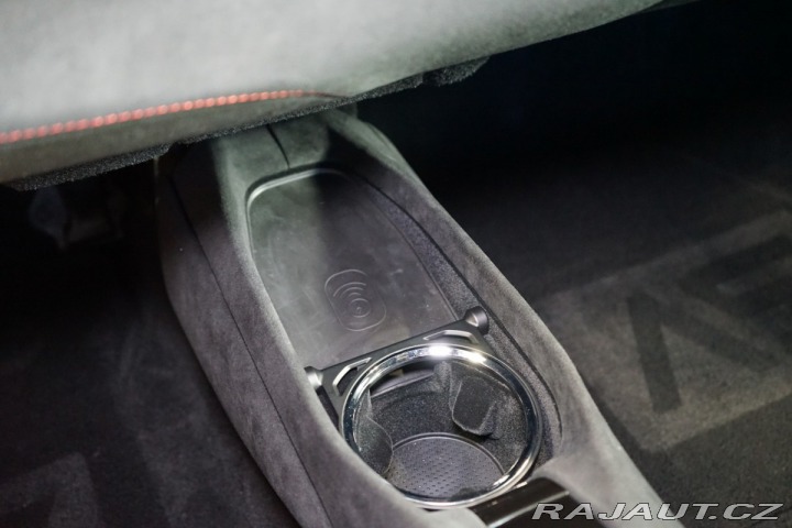 Ferrari 296 GTB ACC*360*ADAS*LIFT*ZÁR 2024