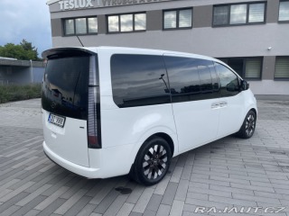 Hyundai Staria Luxury, diesel, 4x4 2023