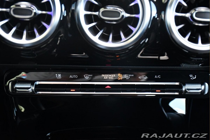 Mercedes-Benz CLA 200d ČR 1M REZERVACE 2023