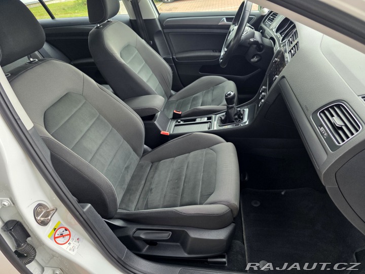 Volkswagen Golf VII kombi 1.6 TDI-NOVÉ V 2017