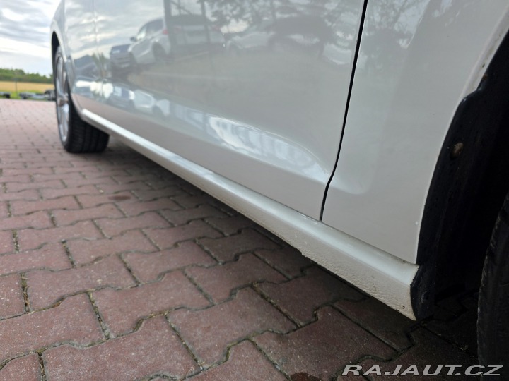 Volkswagen Golf VII kombi 1.6 TDI-NOVÉ V 2017