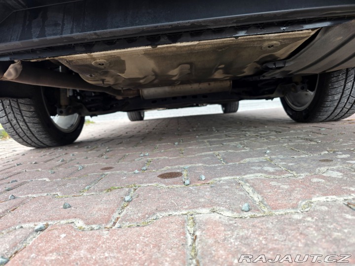 Volkswagen Golf VII kombi 1.6 TDI-NOVÉ V 2017