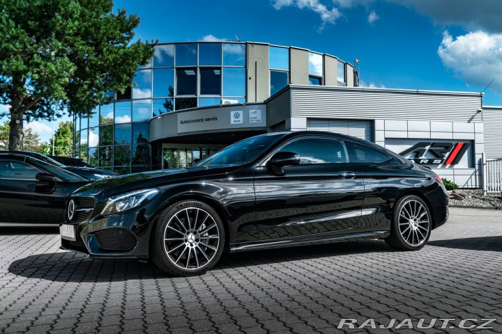 Mercedes-Benz C Head-up, panorama, karbon 2017