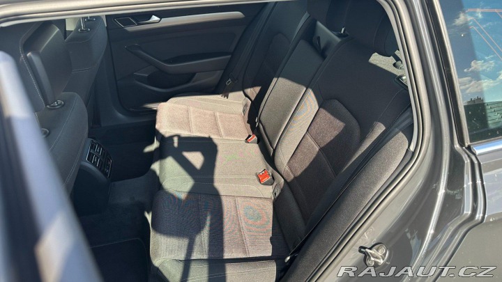 Volkswagen Passat 2.0TDI 110kW REZERVOVANO 2015