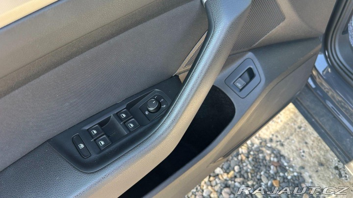 Volkswagen Passat 2.0TDI 110kW REZERVOVANO 2015