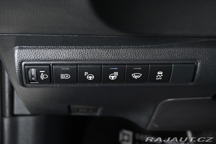 Toyota Corolla 1,8 e-CVT Hybrid 72kW Exe 2021