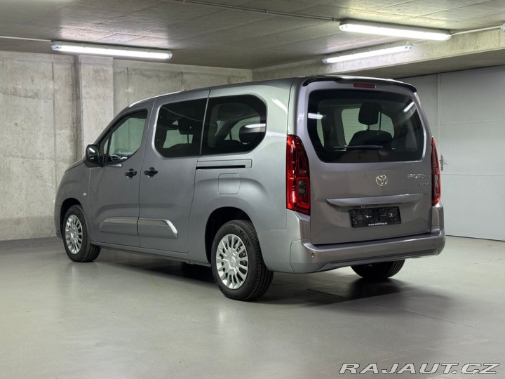 Toyota ProAce City Verso Family EV Long 2026