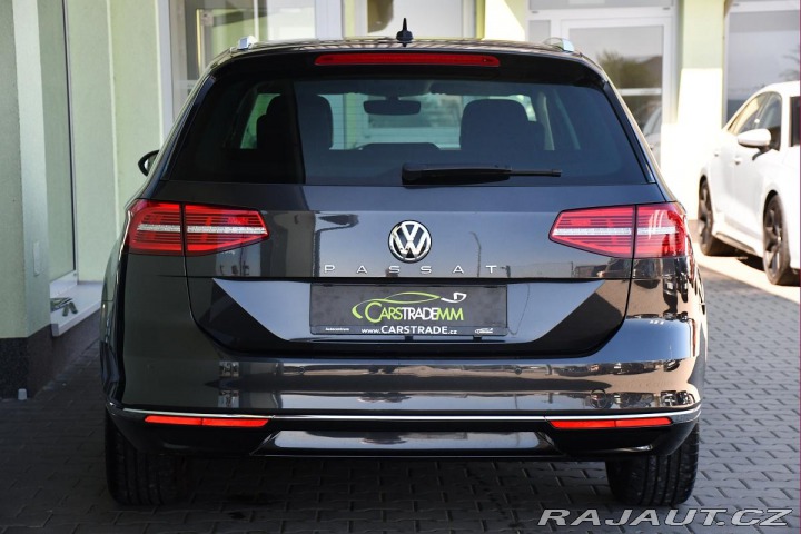 Volkswagen Passat 2.0TDi HIGHLINE PANORAMA 2019