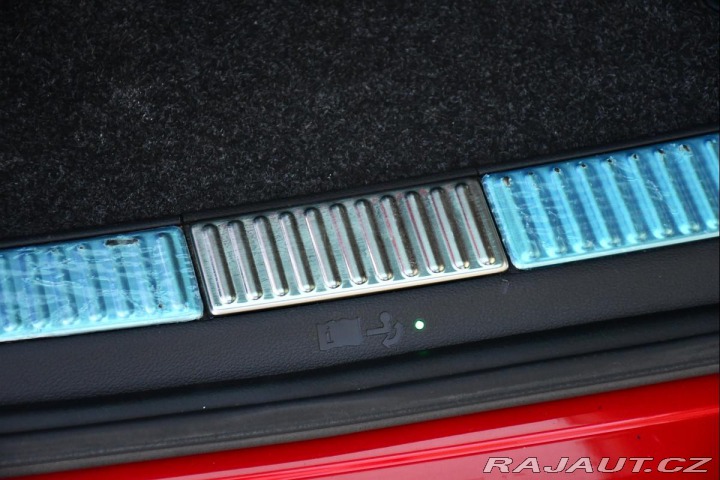 Škoda Superb 2.0TDi REZERVACE 2021
