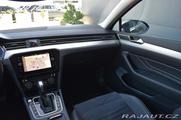Volkswagen Passat 1.5 TSI 110kW DSG*TAŽNÉ*K 2020