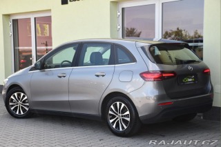 Mercedes-Benz B 200 LED CARPLAY ZÁRUKA ČR 2024