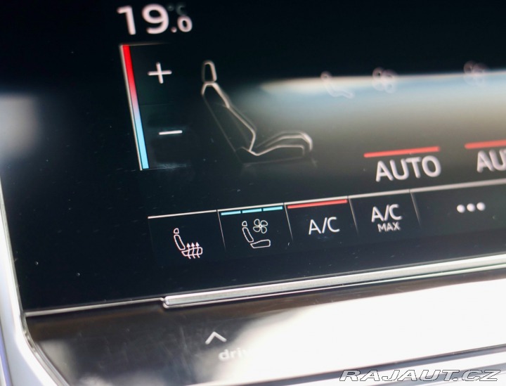 Audi RS6 Avant 4.0 TFSI V8 Quattr 2022