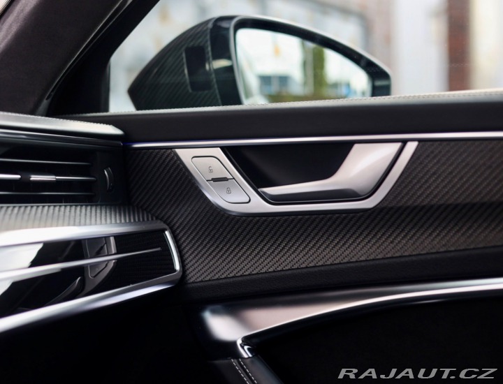 Audi RS6 Avant 4.0 TFSI V8 Quattr 2022