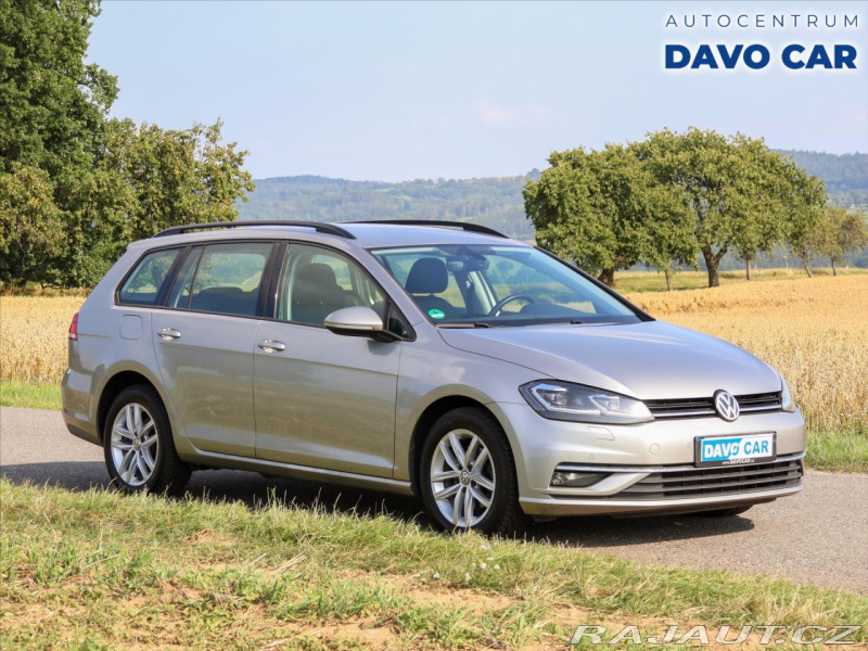 Volkswagen Golf 1,6 TDI DSG LED Navi DPH