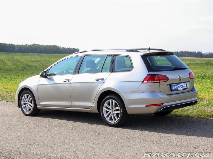 Volkswagen Golf 1,6 TDI DSG LED Navi DPH 2019