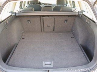 Volkswagen Golf 1,6 TDI DSG LED Navi DPH 2019
