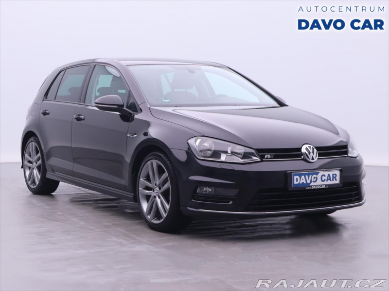 Volkswagen Golf 1,2 TSI R-Line Navi 1.Maj