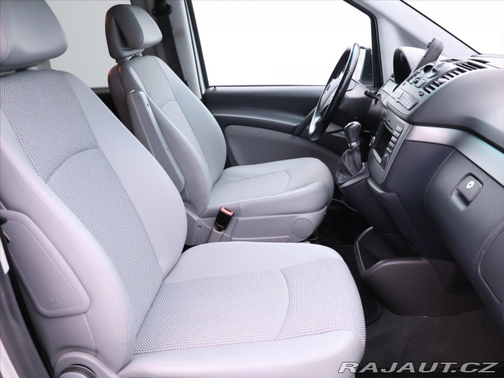 Mercedes-Benz Viano 3,0 CDI 165kW 6-Míst Auto 2012