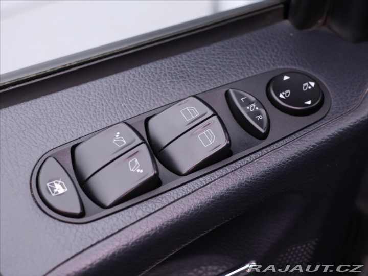 Mercedes-Benz Viano 3,0 CDI 165kW 6-Míst Auto 2012