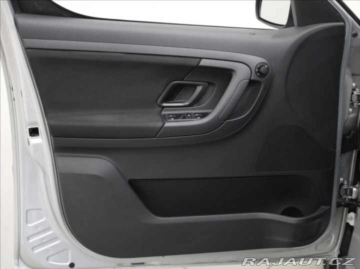 Škoda Roomster 1,2 TSi 63Kw 2.maj.ČR 151 2011