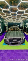 Audi A8 1800