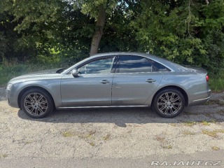 Audi A8 1800