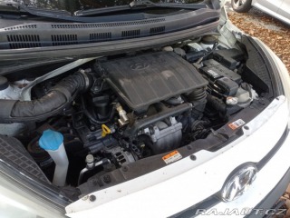 Hyundai i10 1,0 v dobrém stavu 2015