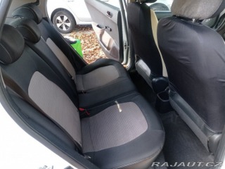 Hyundai i10 1,0 v dobrém stavu 2015