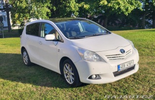 Toyota Verso 2,2 D-CAT 130 kW 2011