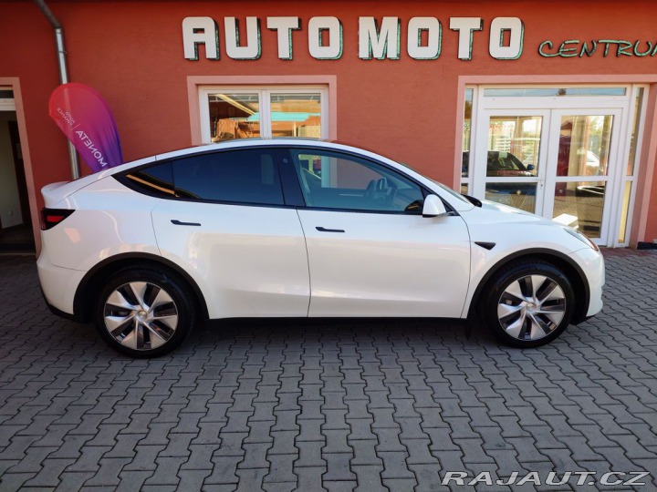 Tesla Model Y Long Range 378kW REZERVAC 2023