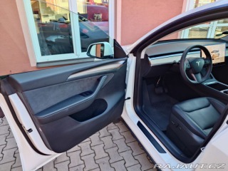 Tesla Model Y Long Range 378kW (ODPOČET 2023