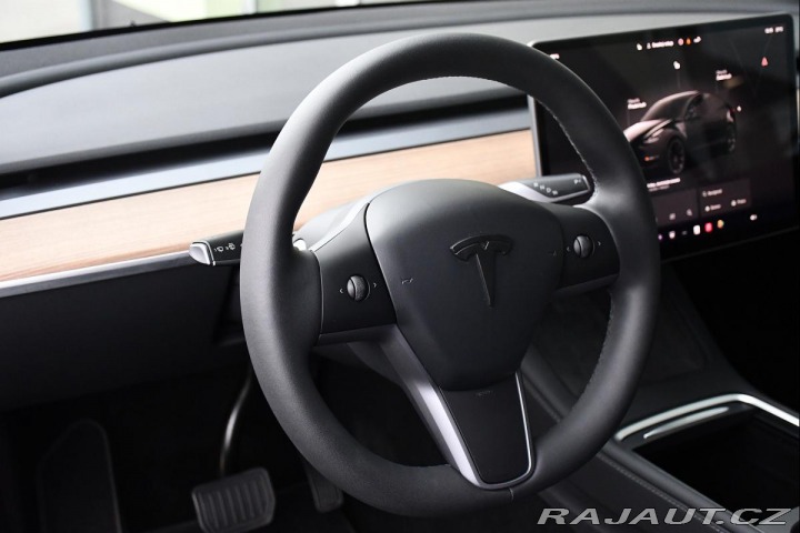 Tesla Model Y LONG RANGE DUAL MOTOR AWD 2023