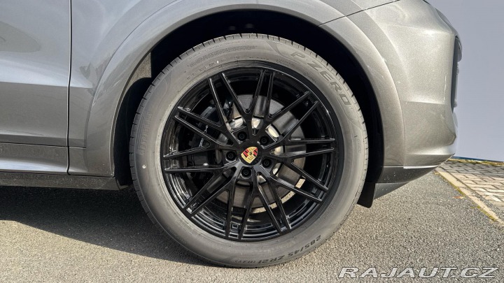 Porsche Cayenne S 2025