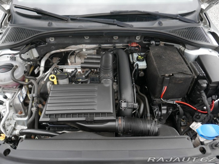 Škoda Octavia 1,2 TSI 77kW Combi REZERV 2015