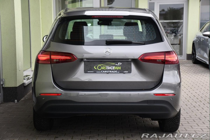 Mercedes-Benz B 200 ZÁRUKA 1M ČR PO SERVI 2024