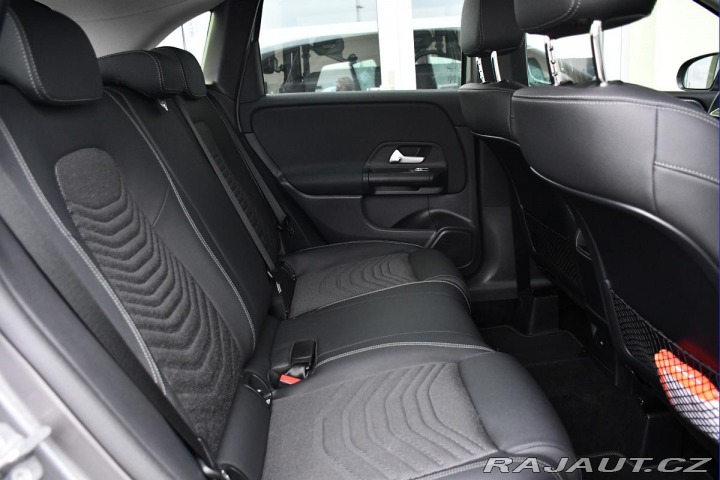 Mercedes-Benz B 200 ZÁRUKA 1M ČR PO SERVI 2024