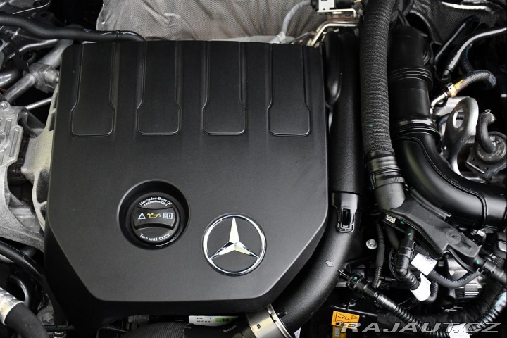 Mercedes-Benz B 200 ZÁRUKA 1M ČR PO SERVI 2024