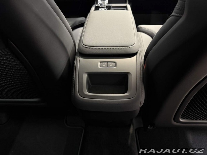 Volvo XC90 B5 2.0L 250+14 HP AT8 AWD 2025