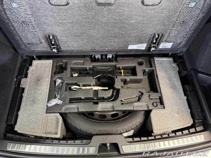 Volvo XC90 B5 2.0L 250+14 HP AT8 AWD 2025