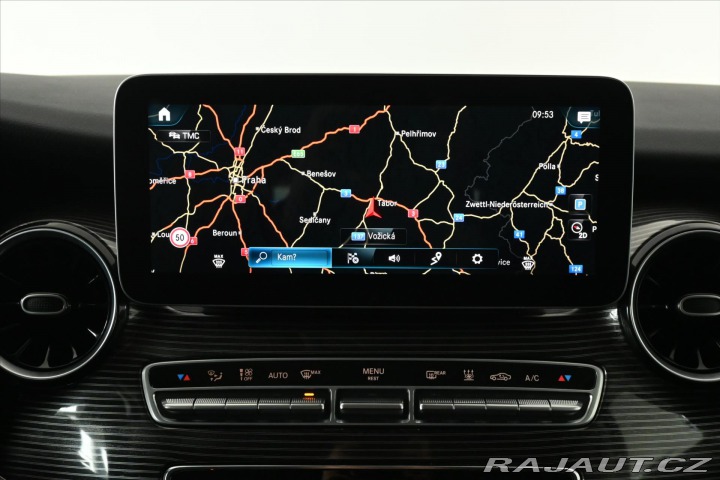 Mercedes-Benz V 2,0 300d 174 KW XL 8/MÍST 2023